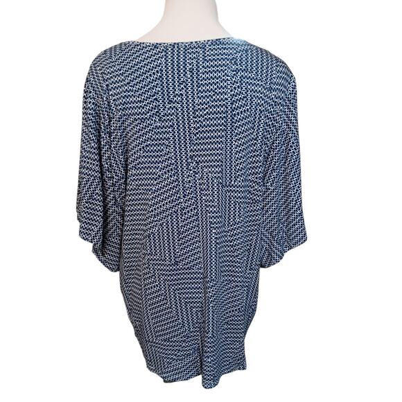 CHICO'S 3 Soft‎ Stretchy Top Shirt Blouse XL Short Sleeves Kimono Smocked V-Neck - Picture 2 of 9